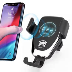 Wireless car charger with smartphone